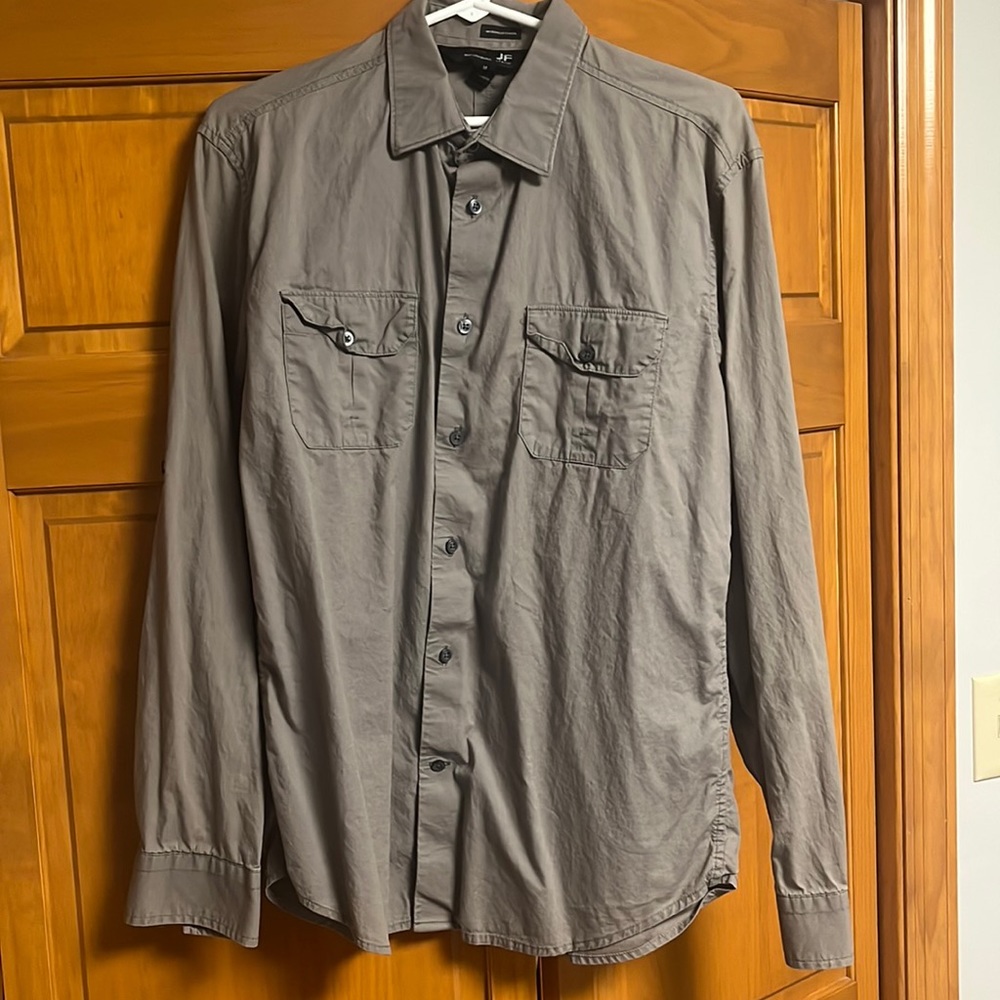 Men’s Grey Button up